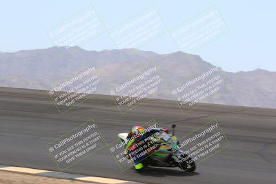 media/Apr-10-2022-SoCal Trackdays (Sun) [[f104b12566]]/Bowl (11am)/